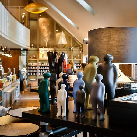 Kontorhaus ホテル *