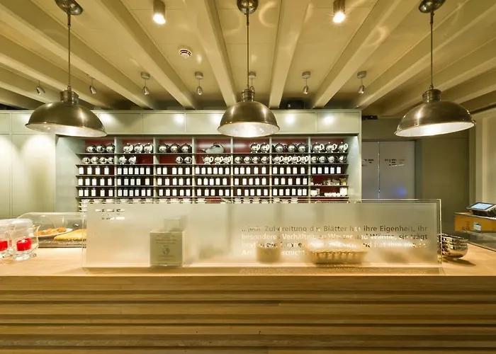 Kontorhaus Hotel Kejtum